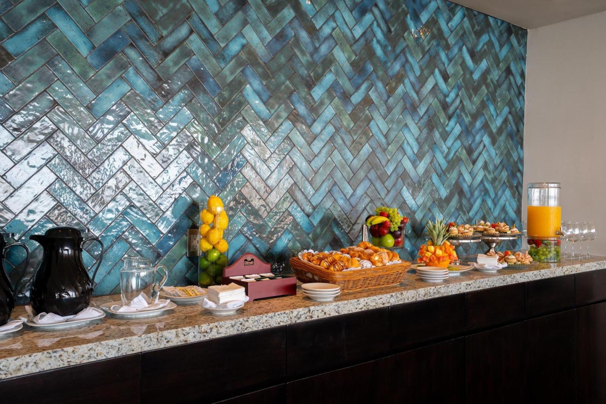 Costa Sur Resort, Classico Collection By Sonesta Hotel 3*